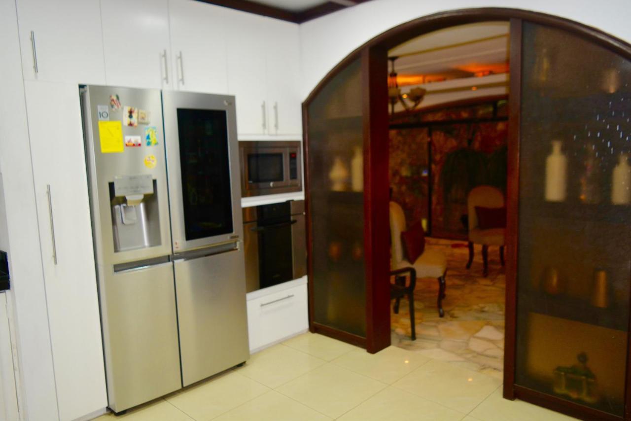 גוויאקיל Hostal Villa 97 מראה חיצוני תמונה