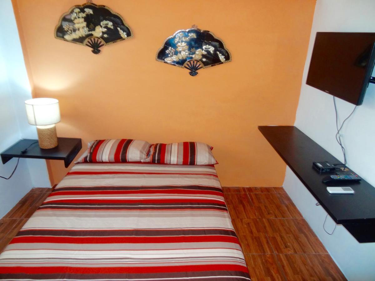 גוויאקיל Hostal Villa 97 מראה חיצוני תמונה