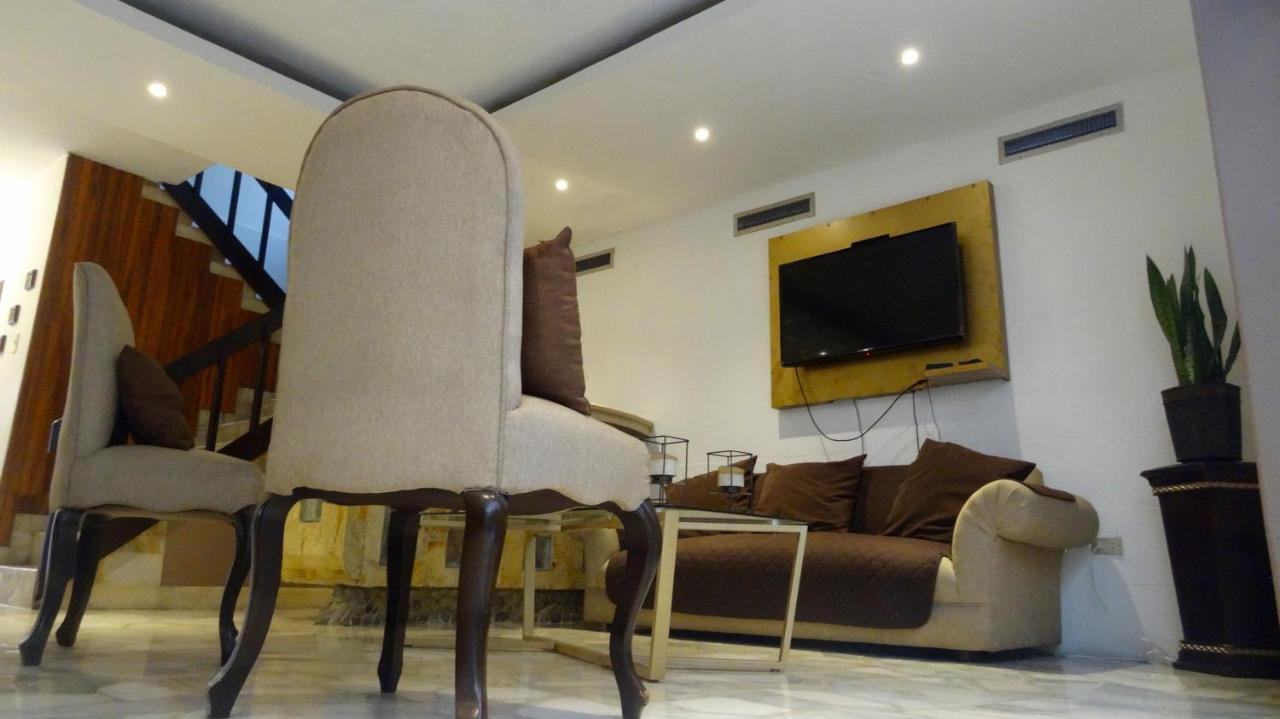 גוויאקיל Hostal Villa 97 מראה חיצוני תמונה